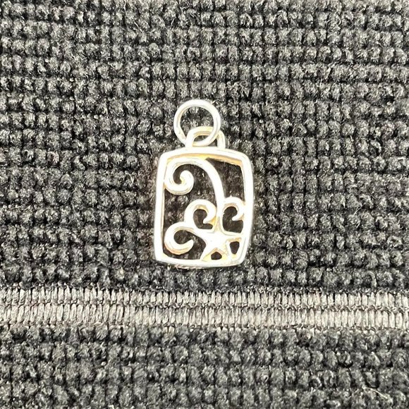 Vintage Inspirational Sterling Silver Pendant - Picture 3 of 3